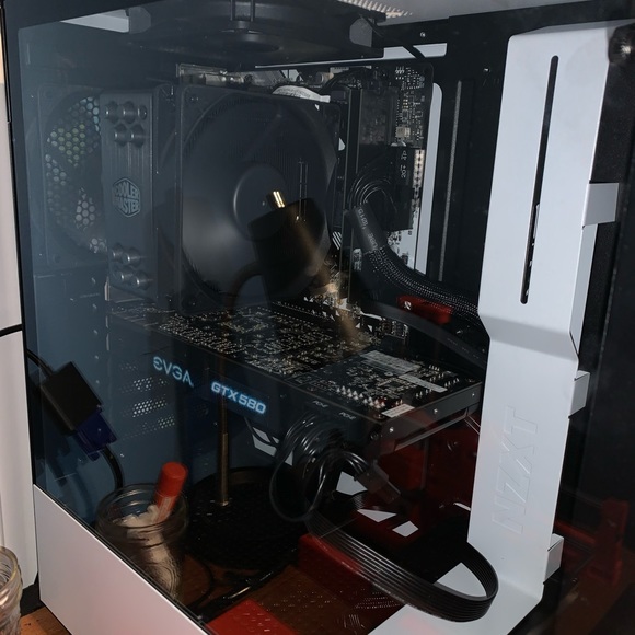 Custom Built Windows 10 PC - Picture 2 of 3